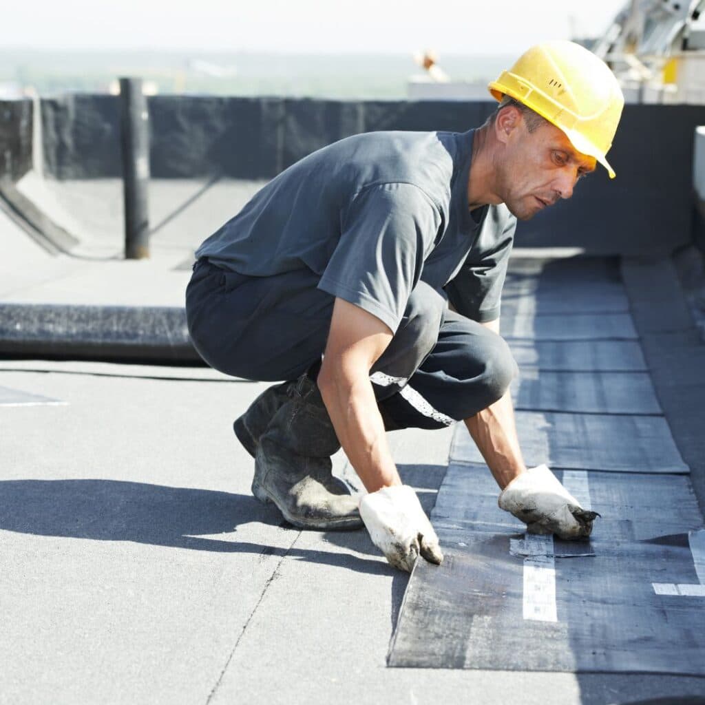 Plat dak reparatie