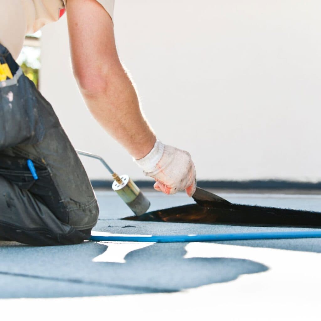 Plat dak reparatie