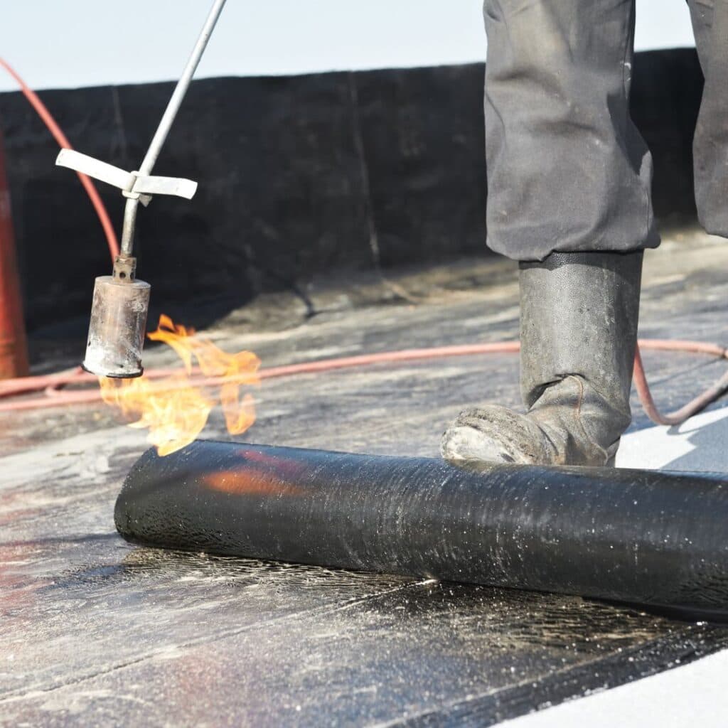 Plat dak reparatie